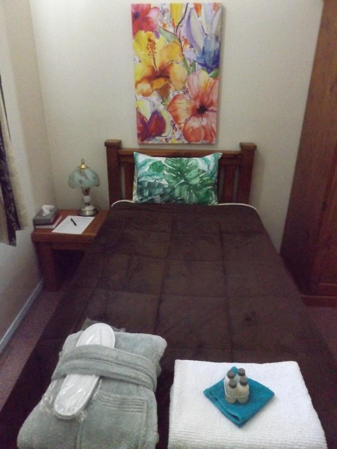 Cue Queen Of The Murchison Guest House & Cafe מראה חיצוני תמונה