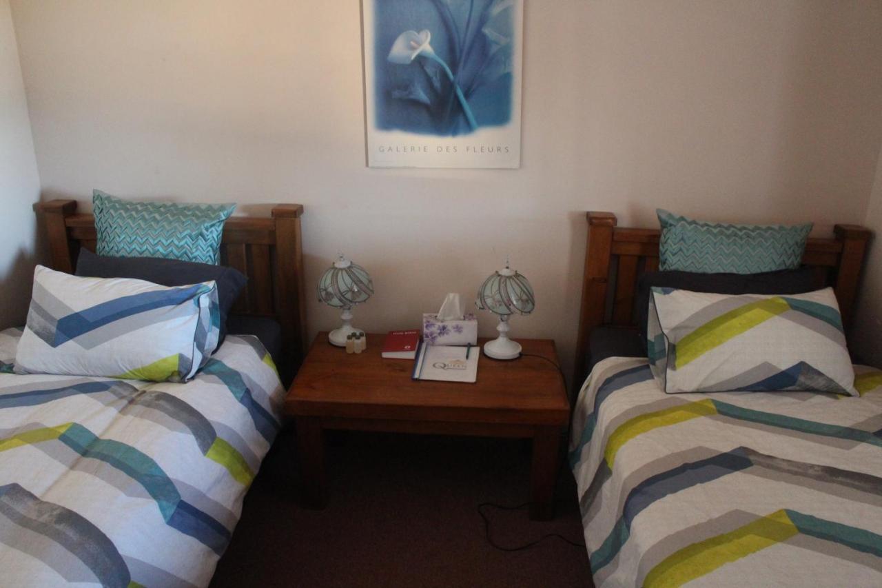 Cue Queen Of The Murchison Guest House & Cafe מראה חיצוני תמונה